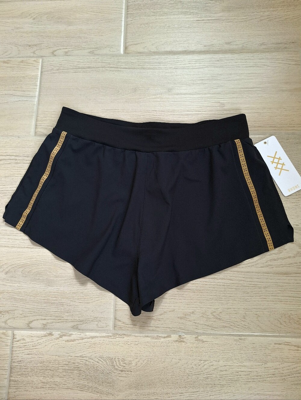 RHONE Breakaway Shorts 3" Black Gold Trim Size Large - Picture 6 of 13